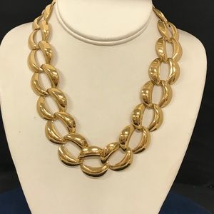 Gold Tone Necklace